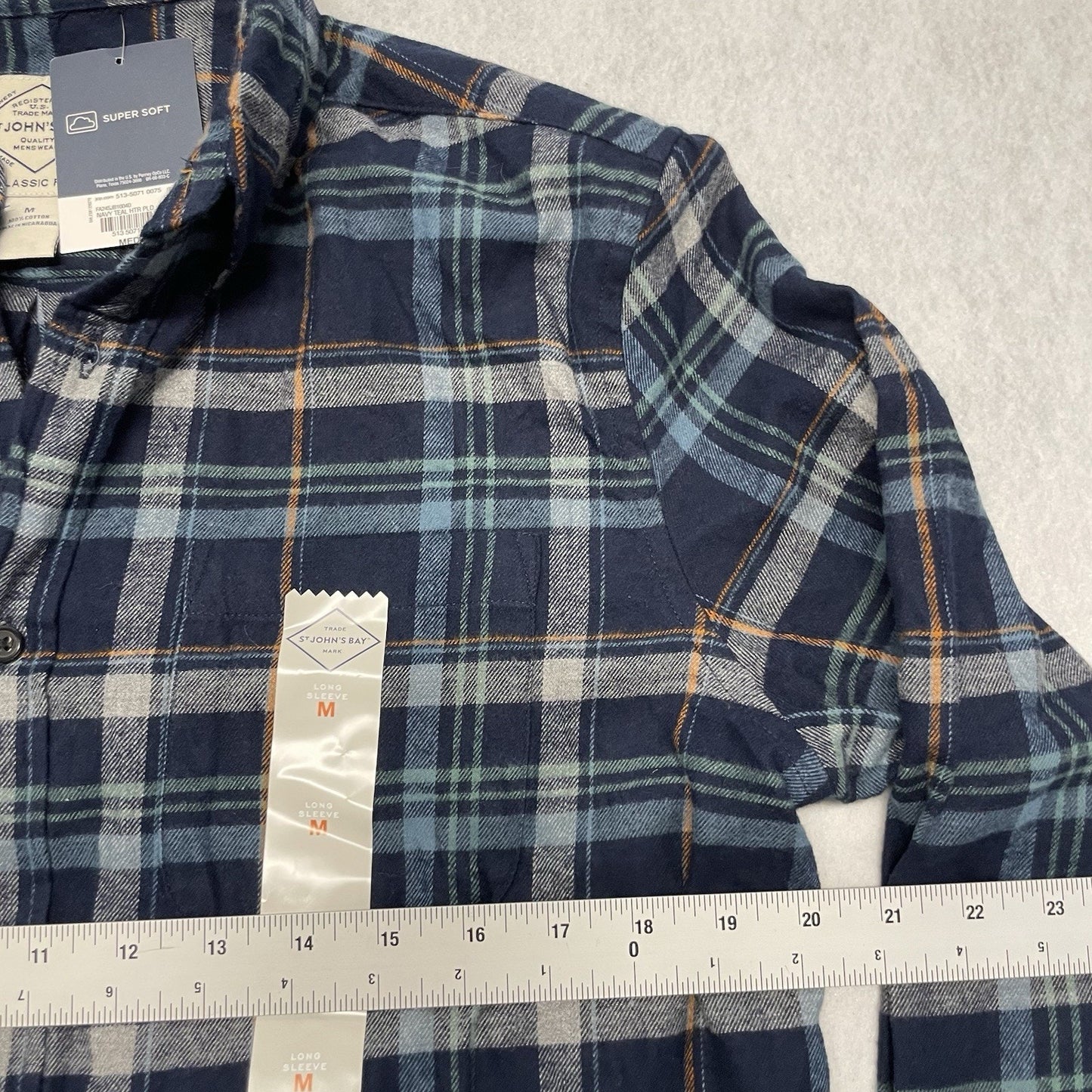 NEW St Johns Bay Mens Classic Fit Flannel Shirt M Teal Navy Plaid Cotton $44