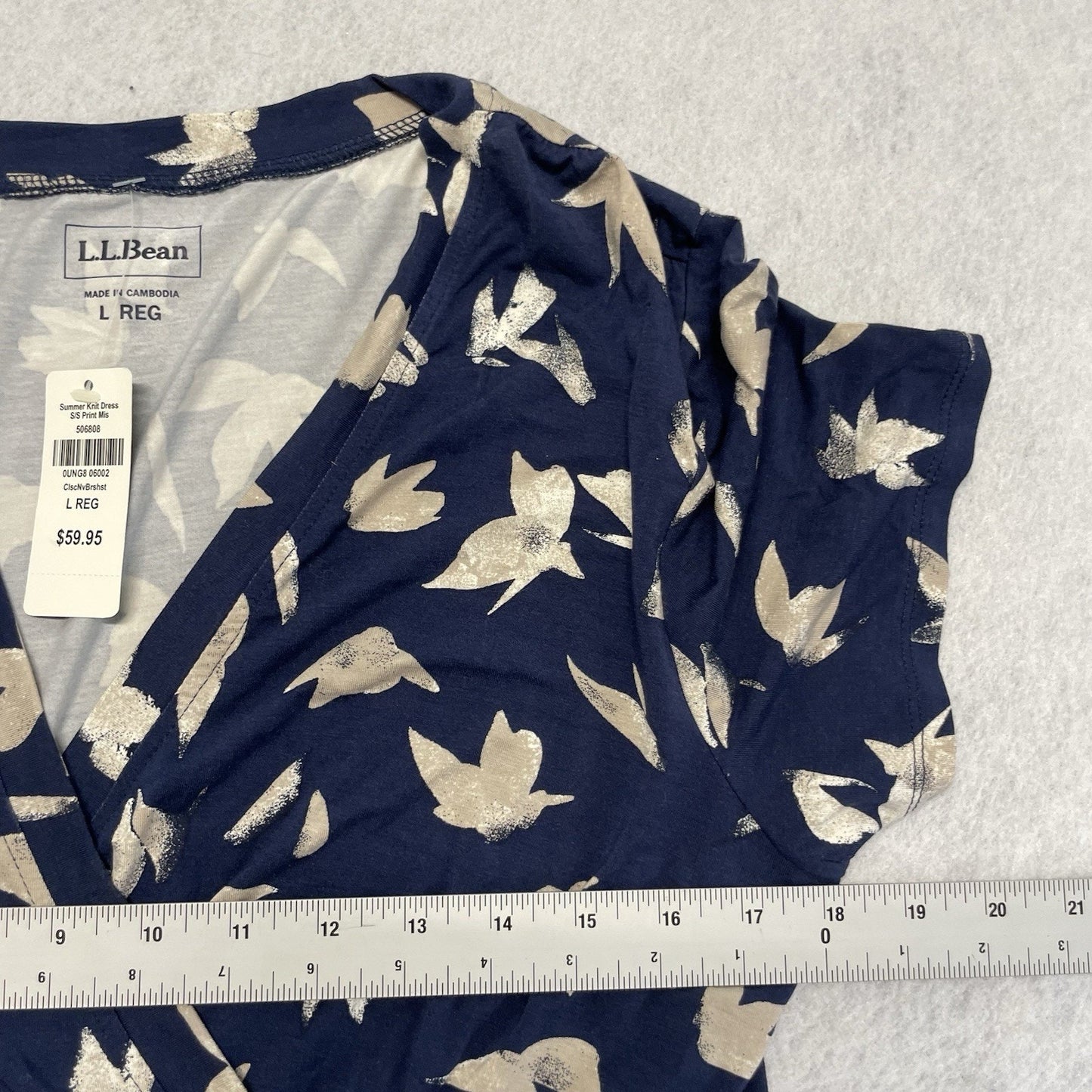 L.L. Bean Summer Knit A-line Dress Women's Large Navy V-Neck